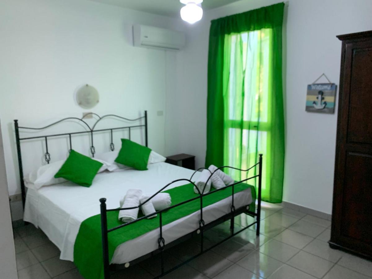La Bussola Hotel Porto Palo Ngoại thất bức ảnh
