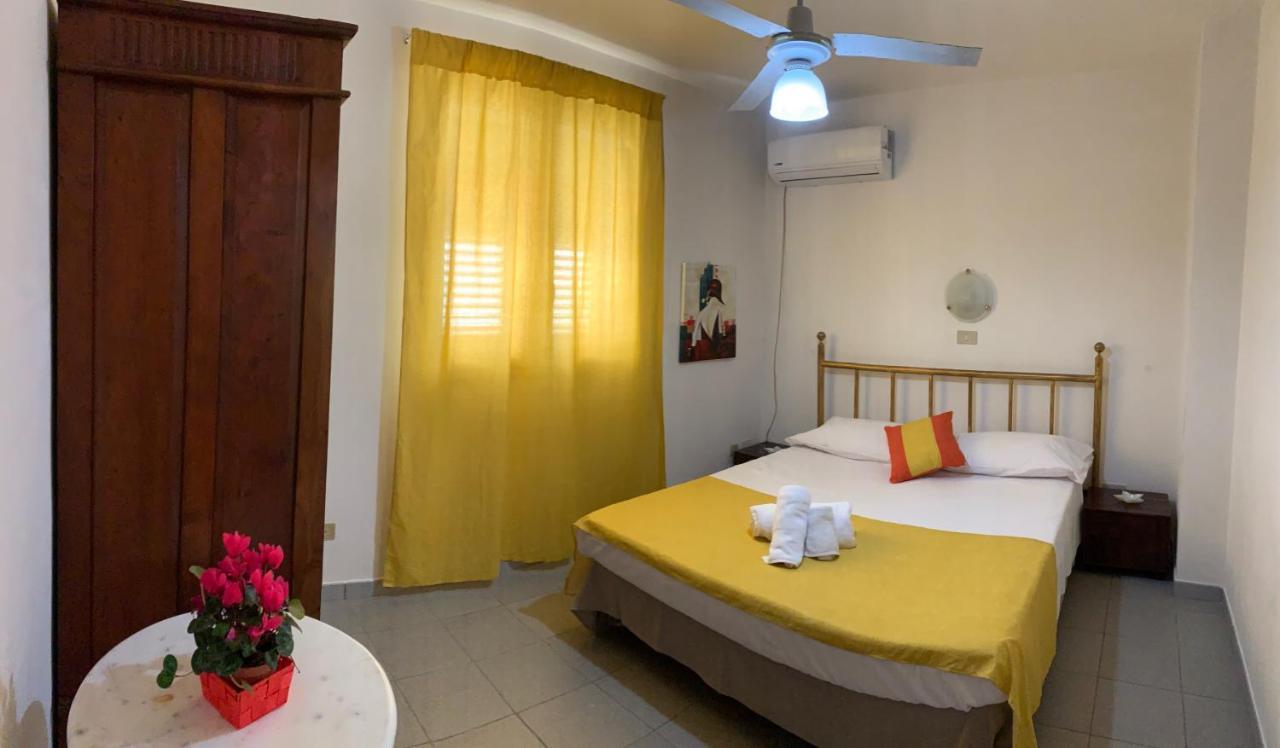 La Bussola Hotel Porto Palo Ngoại thất bức ảnh