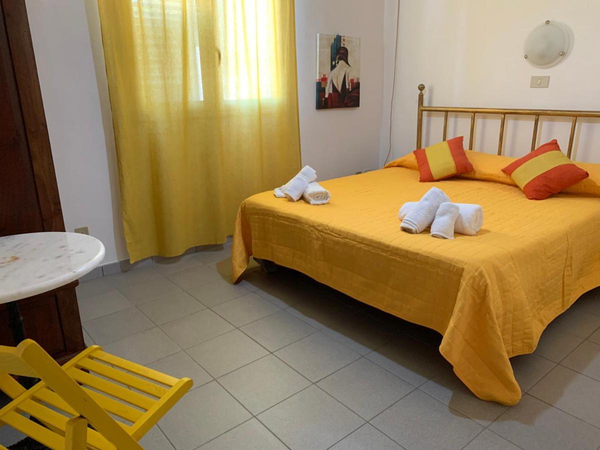 La Bussola Hotel Porto Palo Ngoại thất bức ảnh