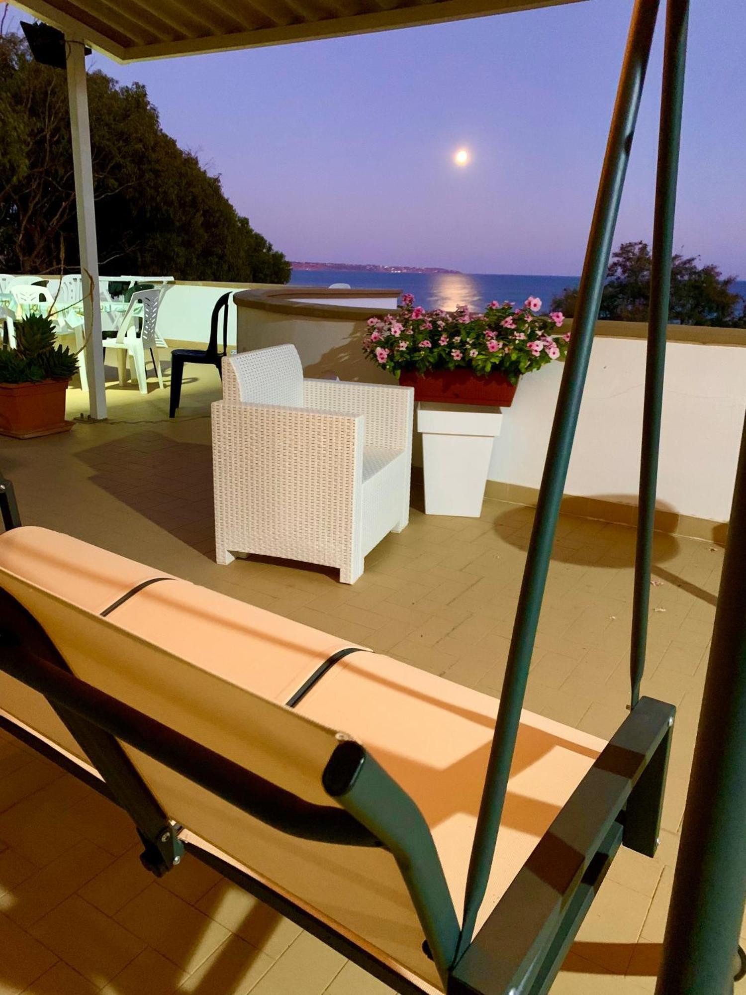 La Bussola Hotel Porto Palo Ngoại thất bức ảnh